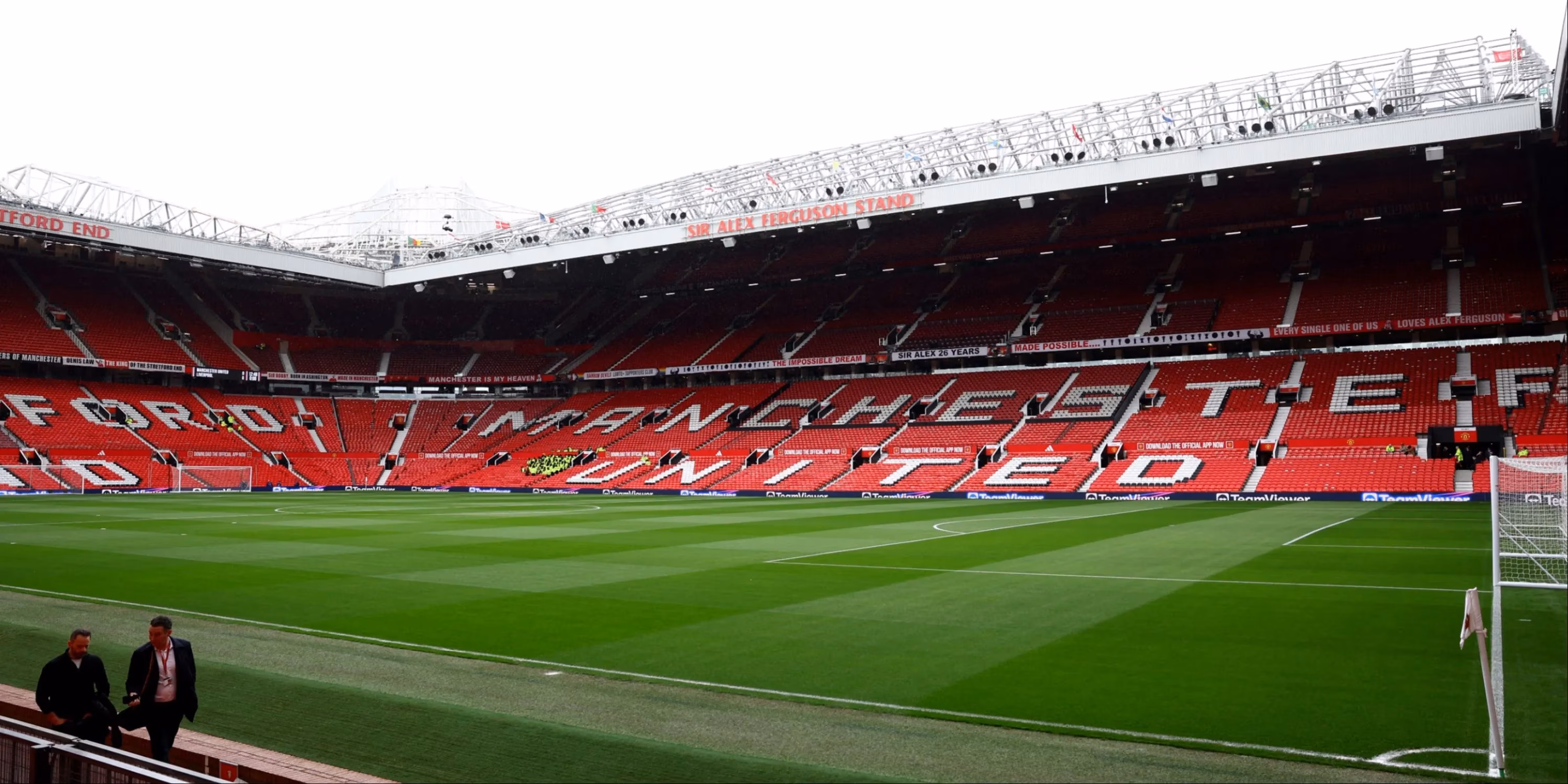 my-unrecognizable-mane-454-days-and-counting-as-a-manchester-united-hair-vow-prisoner-image-1