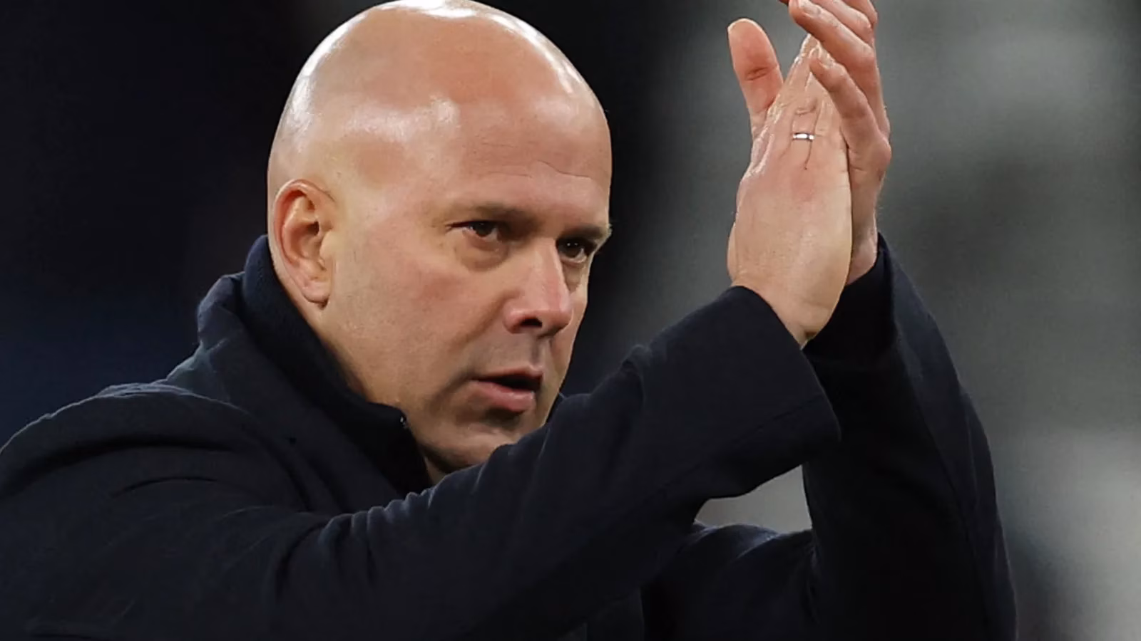 liverpool-fans-revolt-against-slot-s-treatment-of-chiesa-after-leeds-stalemate-image-1